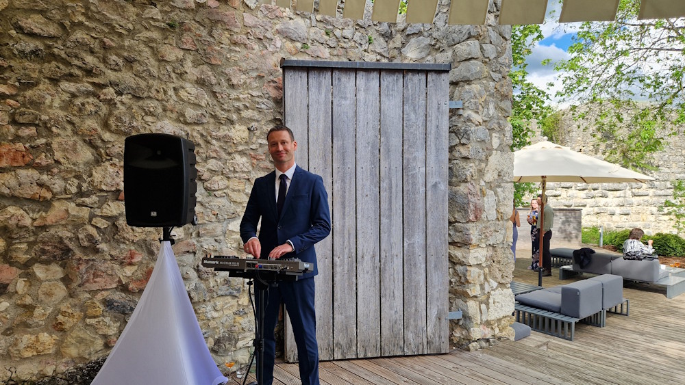 Gentleman-DJ Eric Bild 1